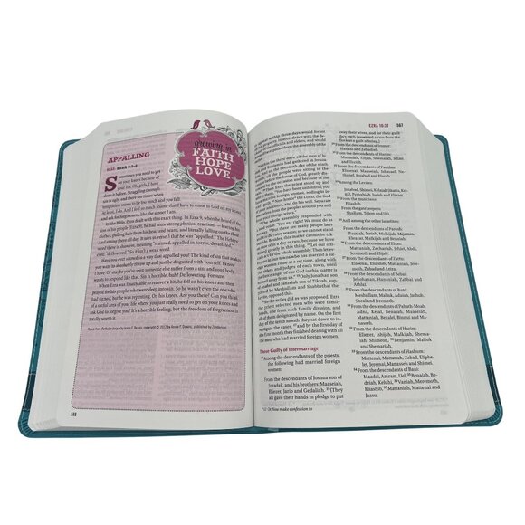 NIV Bible for Teen Girls, Leathersoft “Growing in Faith, Hope, & Love” with Box - Picture 4 of 7